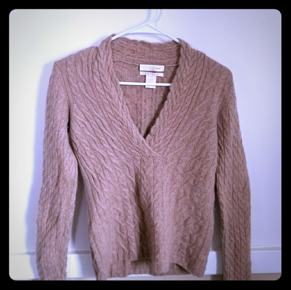 V-neck Cashmere Cableknit Sweater
